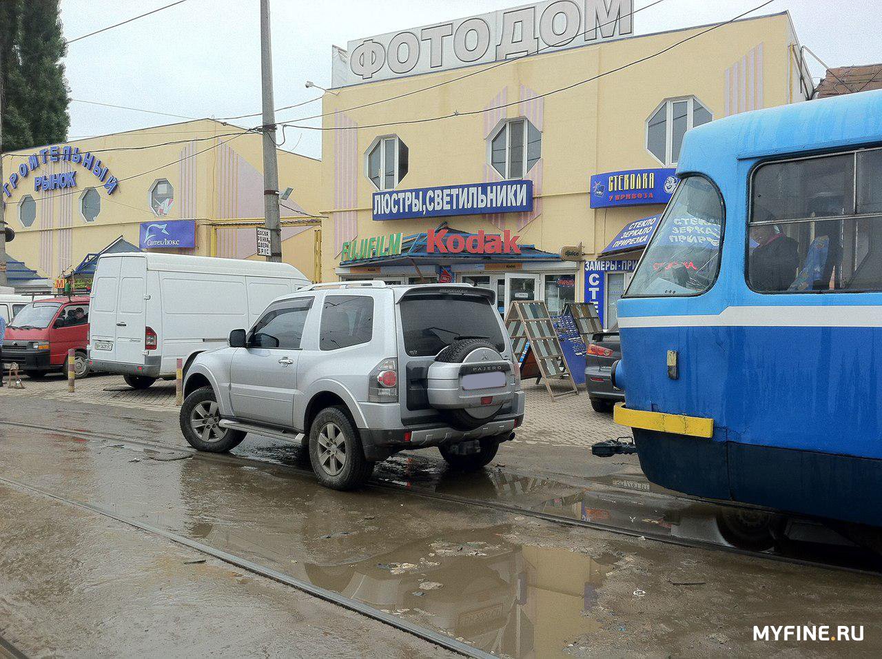 Остановка автобуса в неположенном месте